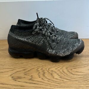 Nike vapormax women’s shoe